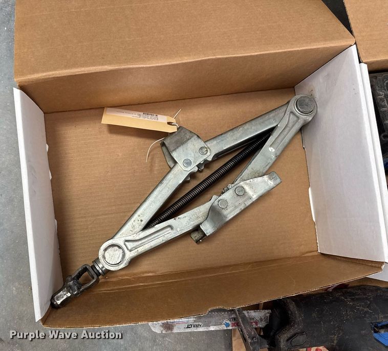 image for item EM2025 Tools