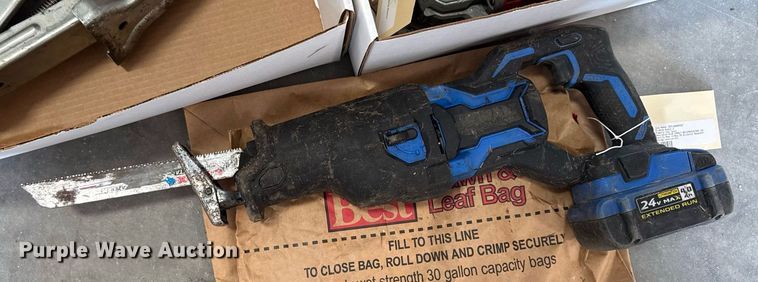 image for item EM2025 Tools