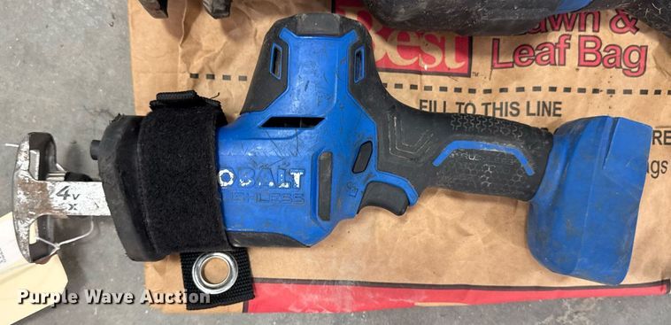 image for item EM2025 Tools