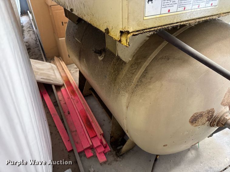 image for item EM2026 Ingersoll Rand UP6-15C-125 PSG air compressor