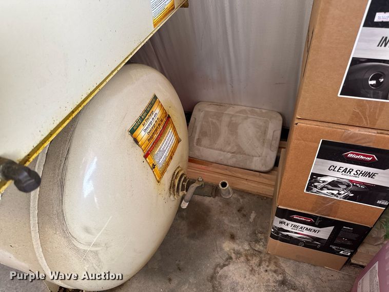 image for item EM2026 Ingersoll Rand UP6-15C-125 PSG air compressor