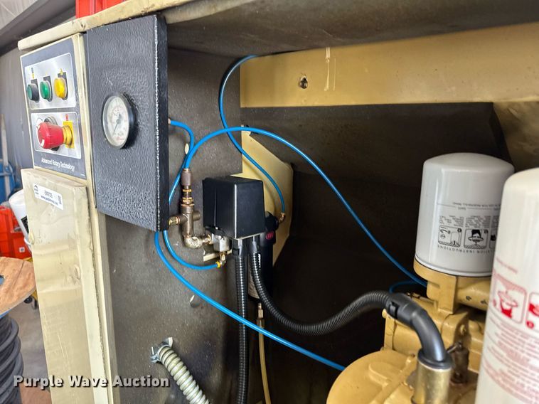 image for item EM2026 Ingersoll Rand UP6-15C-125 PSG air compressor