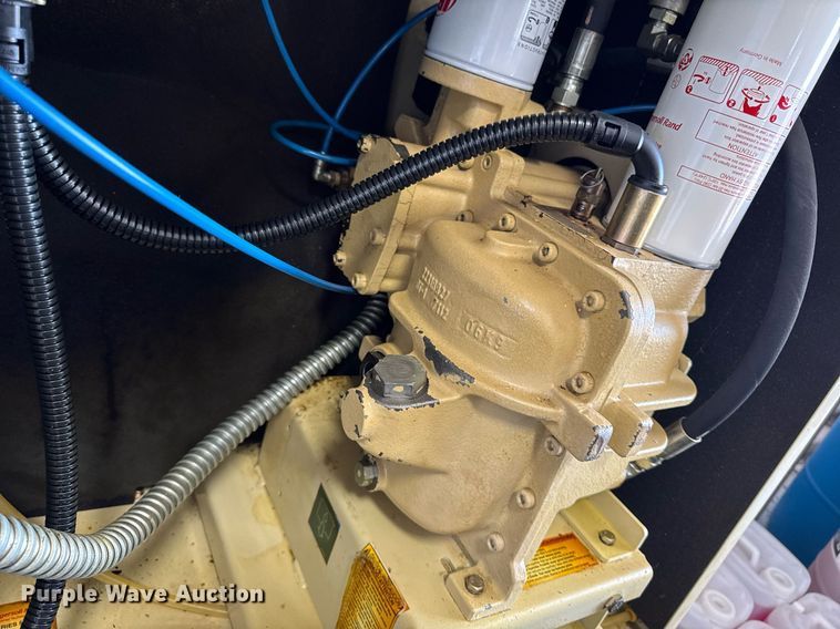 image for item EM2026 Ingersoll Rand UP6-15C-125 PSG air compressor