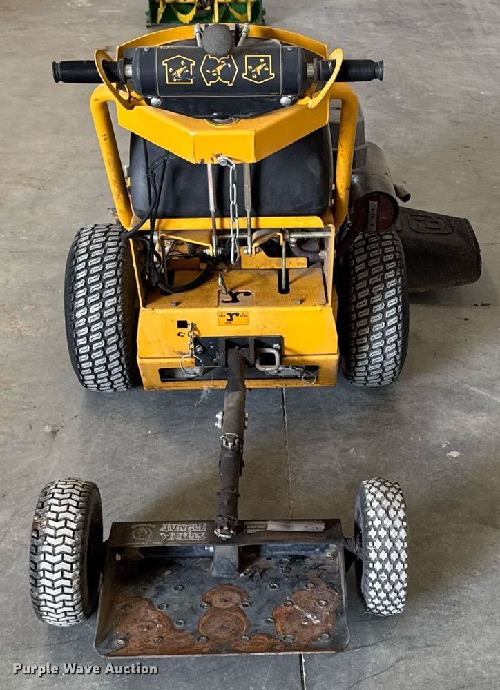 image for item EM2027 Hustler 927400 ZTR lawn mower