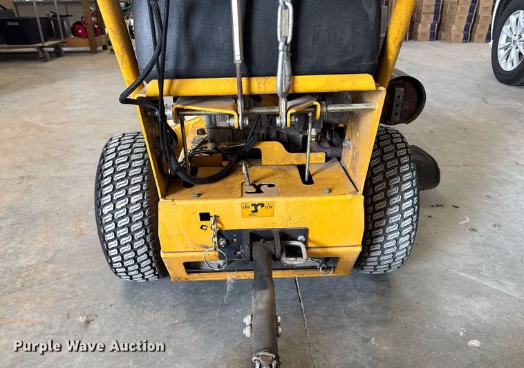 image for item EM2027 Hustler 927400 ZTR lawn mower