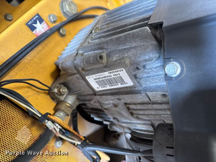 image for item EM2027 Hustler 927400 ZTR lawn mower