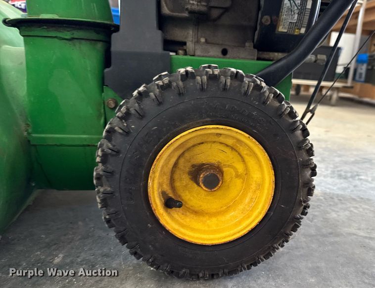 image for item EM2028 John Deere 826D snow blower