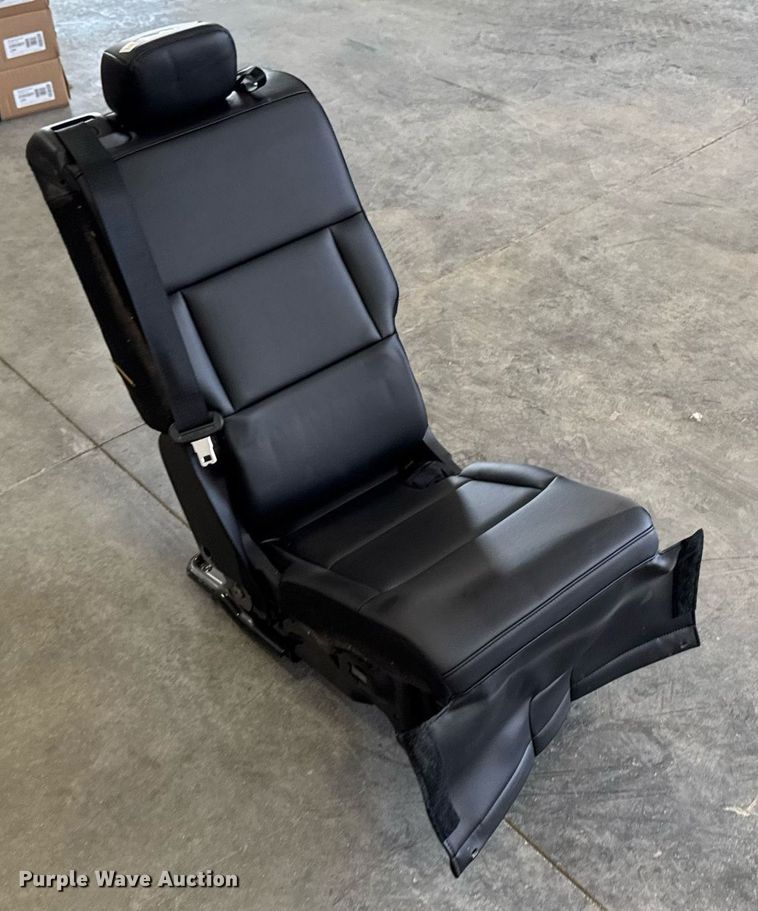 image for item EM2031 Automotive seat