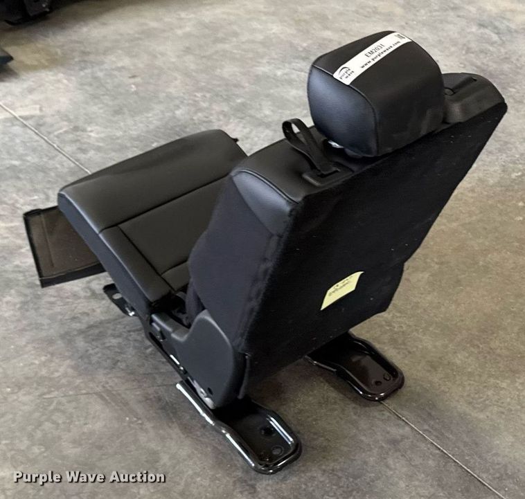 image for item EM2031 Automotive seat