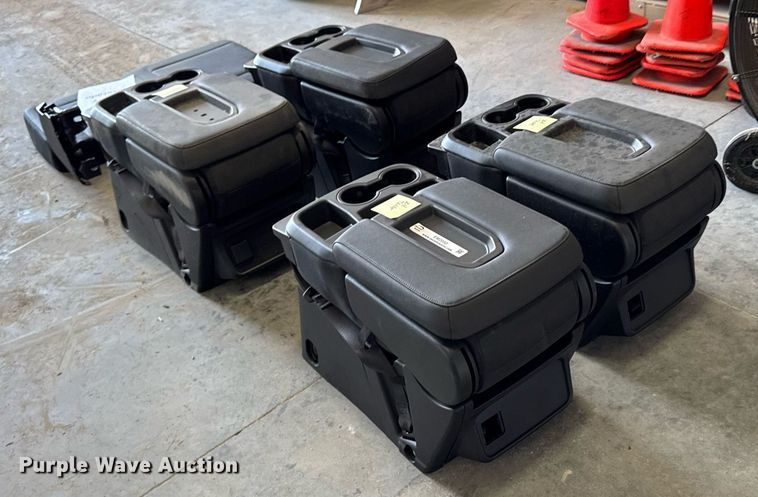 image for item EM2032 (4) center consoles