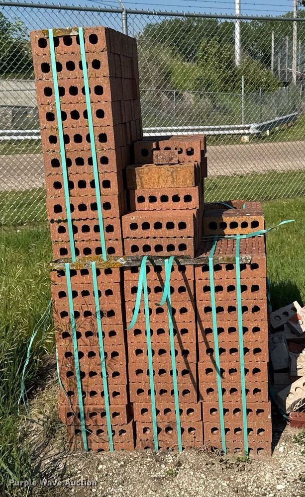 image for item EM2035 Building materials 