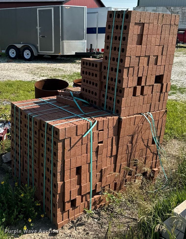 image for item EM2035 Building materials 