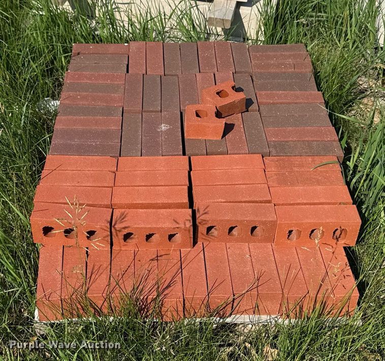 image for item EM2035 Building materials 