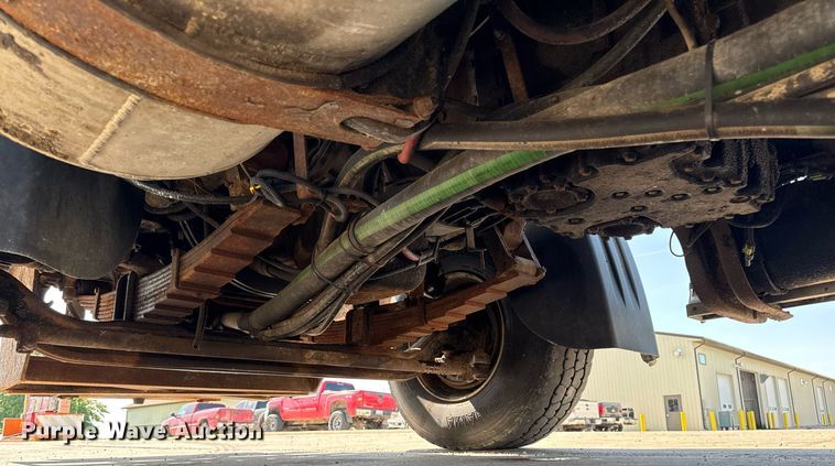 image for item EM2049 2009 Sterling L8500 Series dump truck