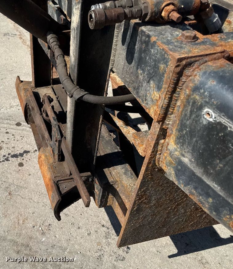 image for item EM2049 2009 Sterling L8500 Series dump truck