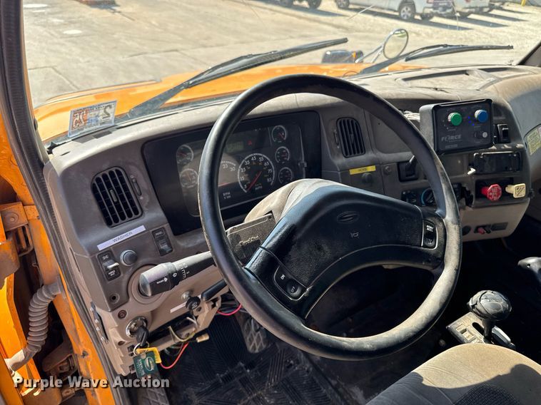 image for item EM2049 2009 Sterling L8500 Series dump truck