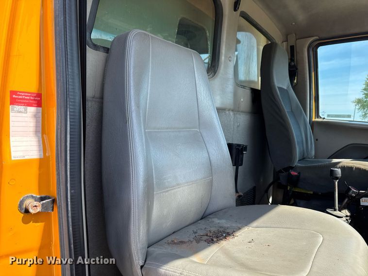 image for item EM2049 2009 Sterling L8500 Series dump truck