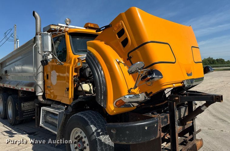 image for item EM2049 2009 Sterling L8500 Series dump truck