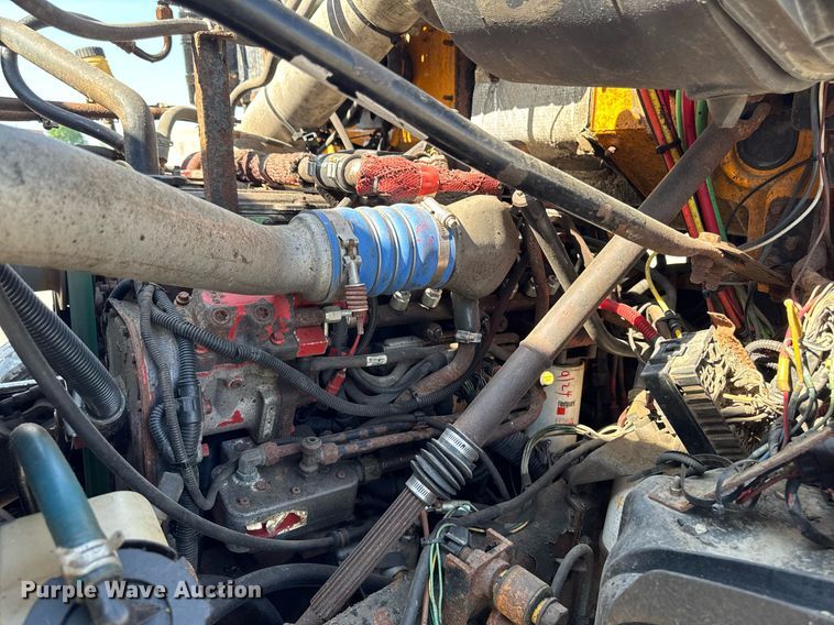 image for item EM2049 2009 Sterling L8500 Series dump truck