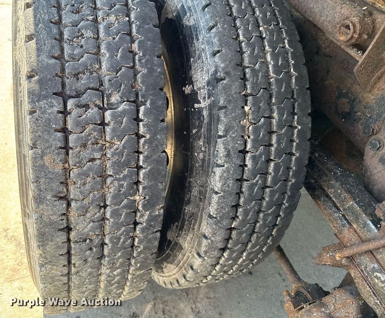 image for item EM2049 2009 Sterling L8500 Series dump truck