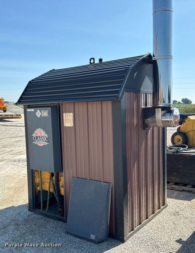 image for item EM2052 2006 Central broiler CL6048 wood burning outdoor furnace