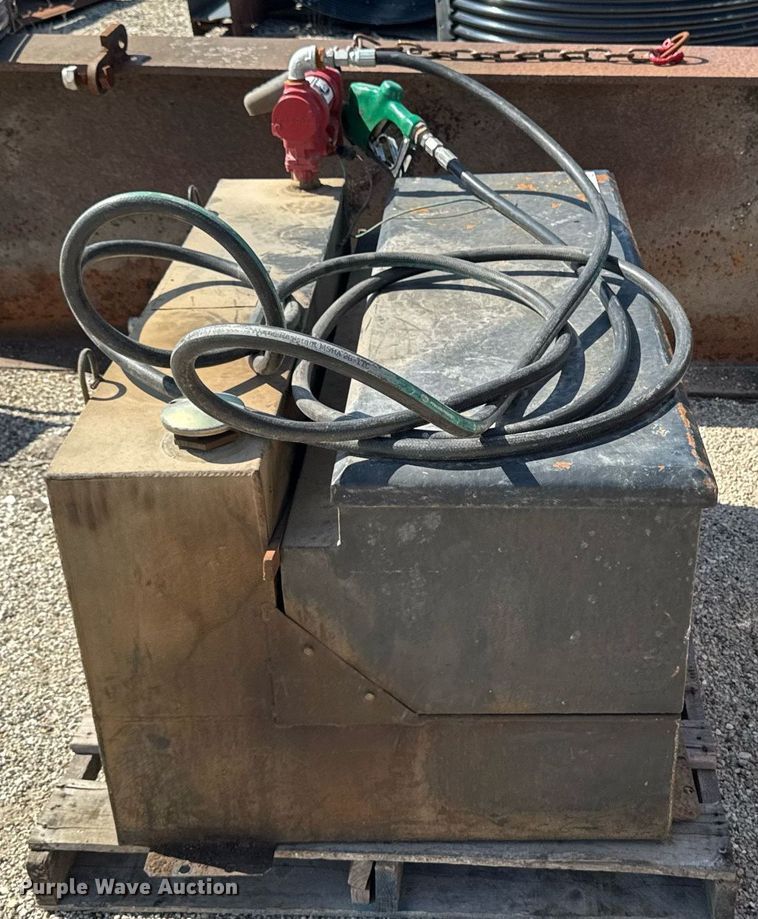 image for item EM2053 Fuel transfer tank