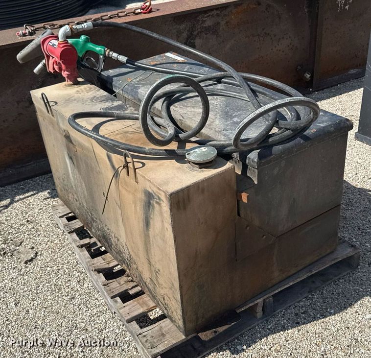 image for item EM2053 Fuel transfer tank