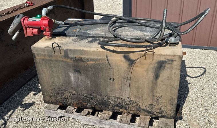 image for item EM2053 Fuel transfer tank