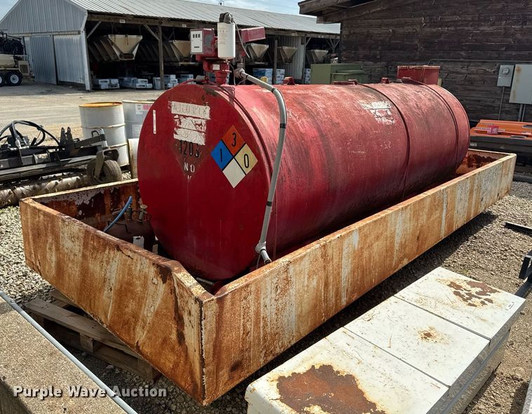 image for item EM2067 Fuel tank