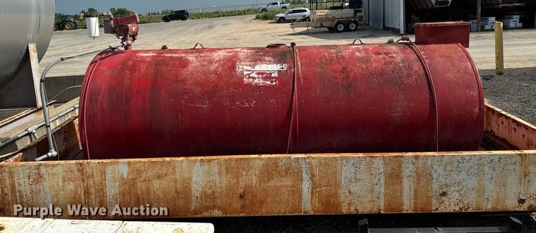 image for item EM2067 Fuel tank