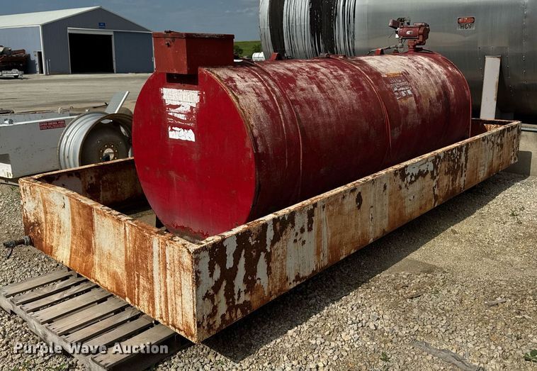 image for item EM2067 Fuel tank