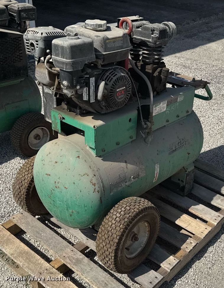 image for item EM2069 Speedaire  4NB84  air compressors