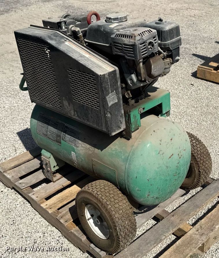 image for item EM2069 Speedaire  4NB84  air compressors