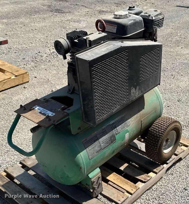 image for item EM2069 Speedaire  4NB84  air compressors