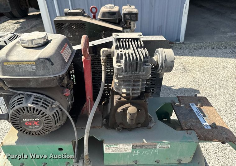 image for item EM2069 Speedaire  4NB84  air compressors