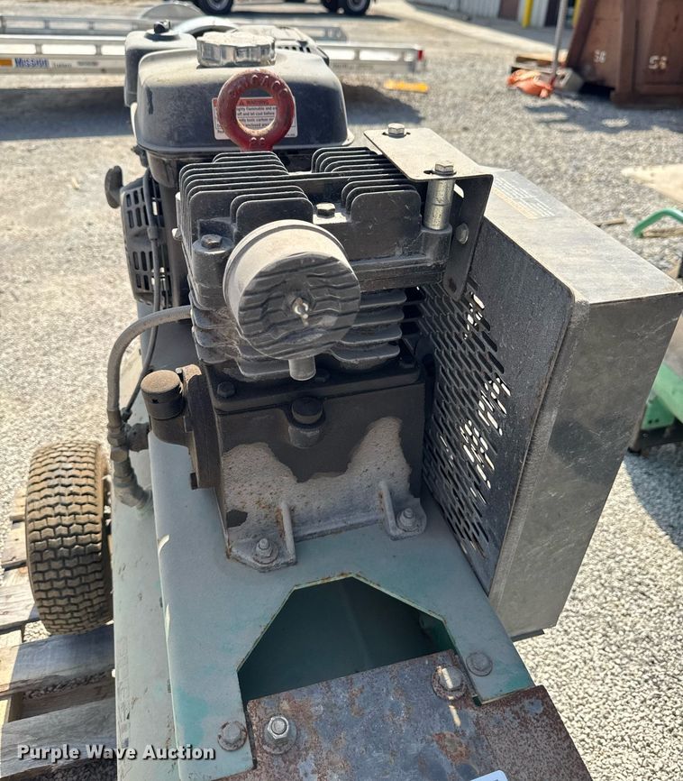 image for item EM2069 Speedaire  4NB84  air compressors