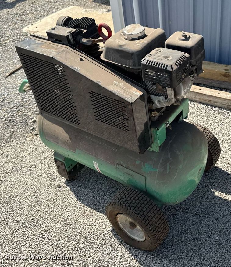 image for item EM2070 Speedaire 4NB84 air compressor