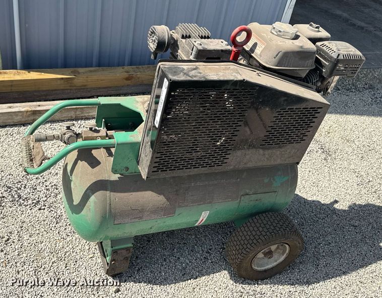 image for item EM2070 Speedaire 4NB84 air compressor