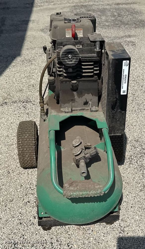 image for item EM2070 Speedaire 4NB84 air compressor
