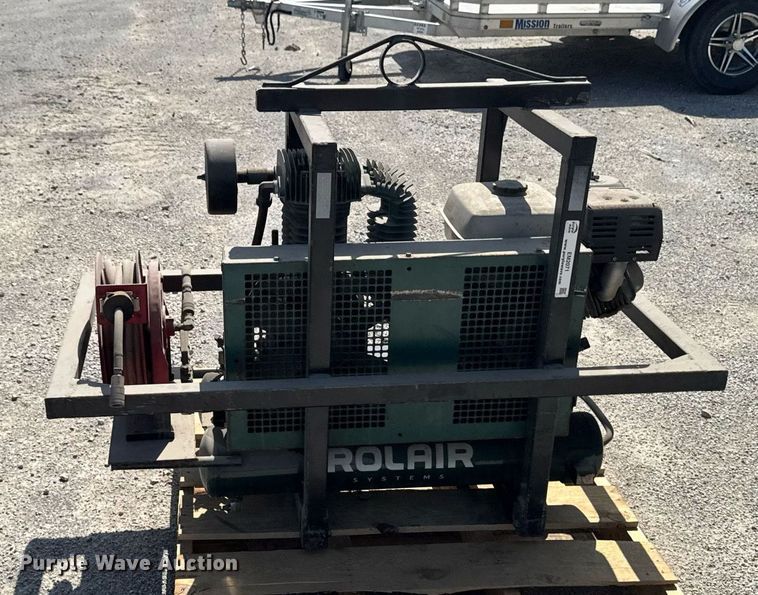 image for item EM2071 Rolair air compressor
