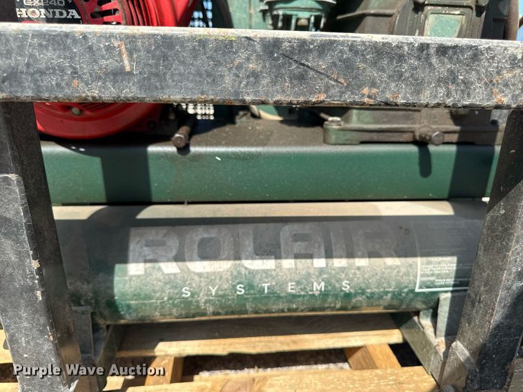 image for item EM2071 Rolair air compressor