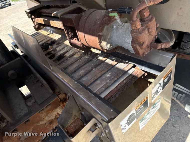 image for item EM2073 2005 Sterling L7500 series dump truck