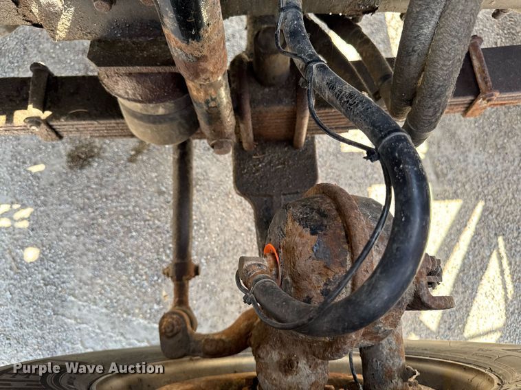 image for item EM2073 2005 Sterling L7500 series dump truck