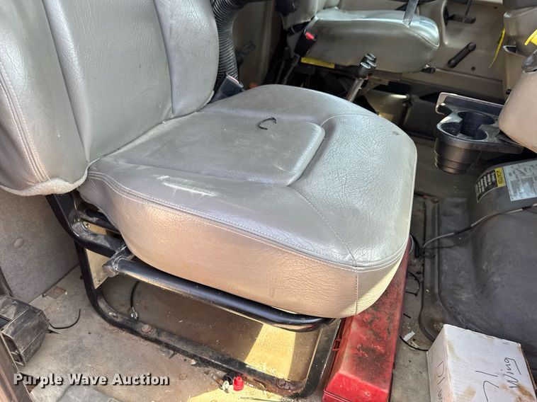 image for item EM2073 2005 Sterling L7500 series dump truck