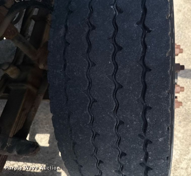 image for item EM2073 2005 Sterling L7500 series dump truck