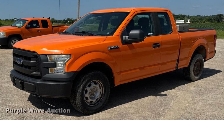 image for item EM2074 2016 Ford F150 XL SuperCab pickup truck