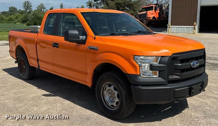 image for item EM2074 2016 Ford F150 XL SuperCab pickup truck