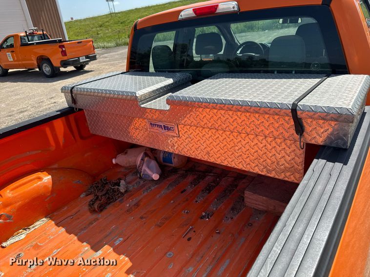 image for item EM2074 2016 Ford F150 XL SuperCab pickup truck