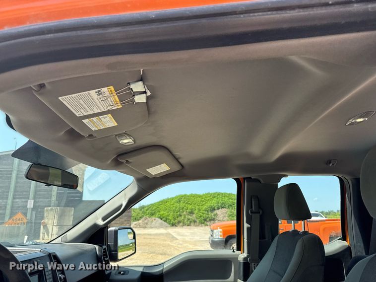 image for item EM2074 2016 Ford F150 XL SuperCab pickup truck