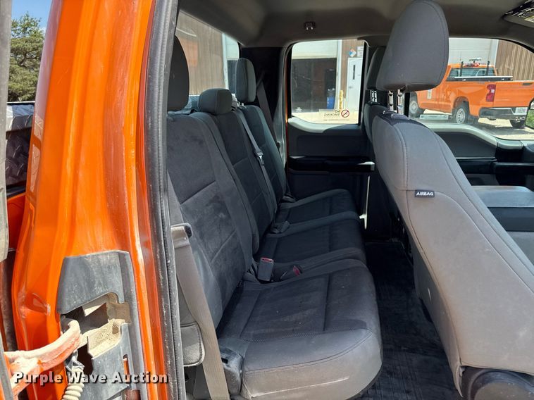 image for item EM2074 2016 Ford F150 XL SuperCab pickup truck